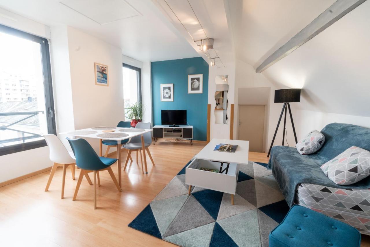 Appartement Rien Que Pour Vous Proche Centre Ville Λαβάλ Εξωτερικό φωτογραφία