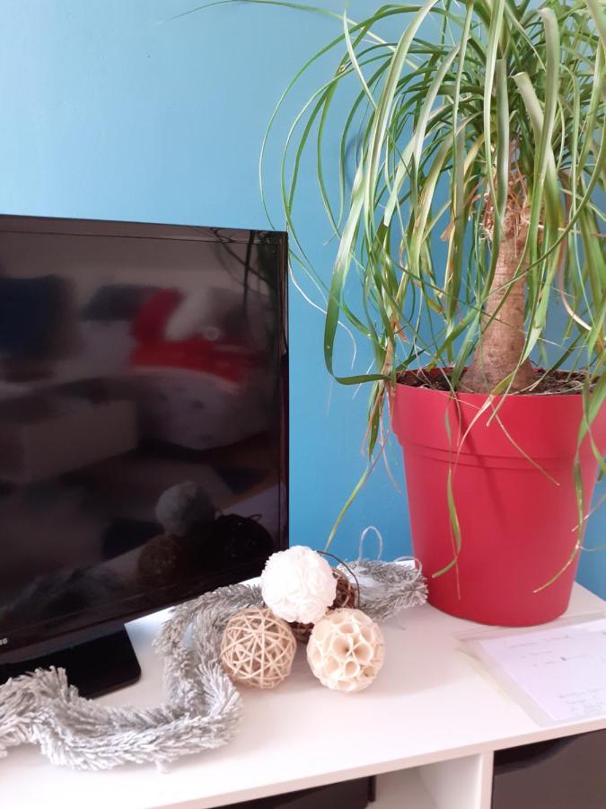 Appartement Rien Que Pour Vous Proche Centre Ville Λαβάλ Εξωτερικό φωτογραφία